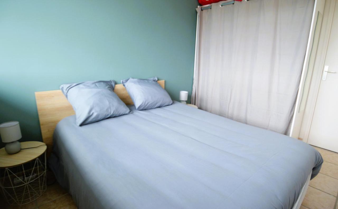 Appartement Au Pied De La Plage - Balcon - Parking Courseulles-sur-Mer Luaran gambar