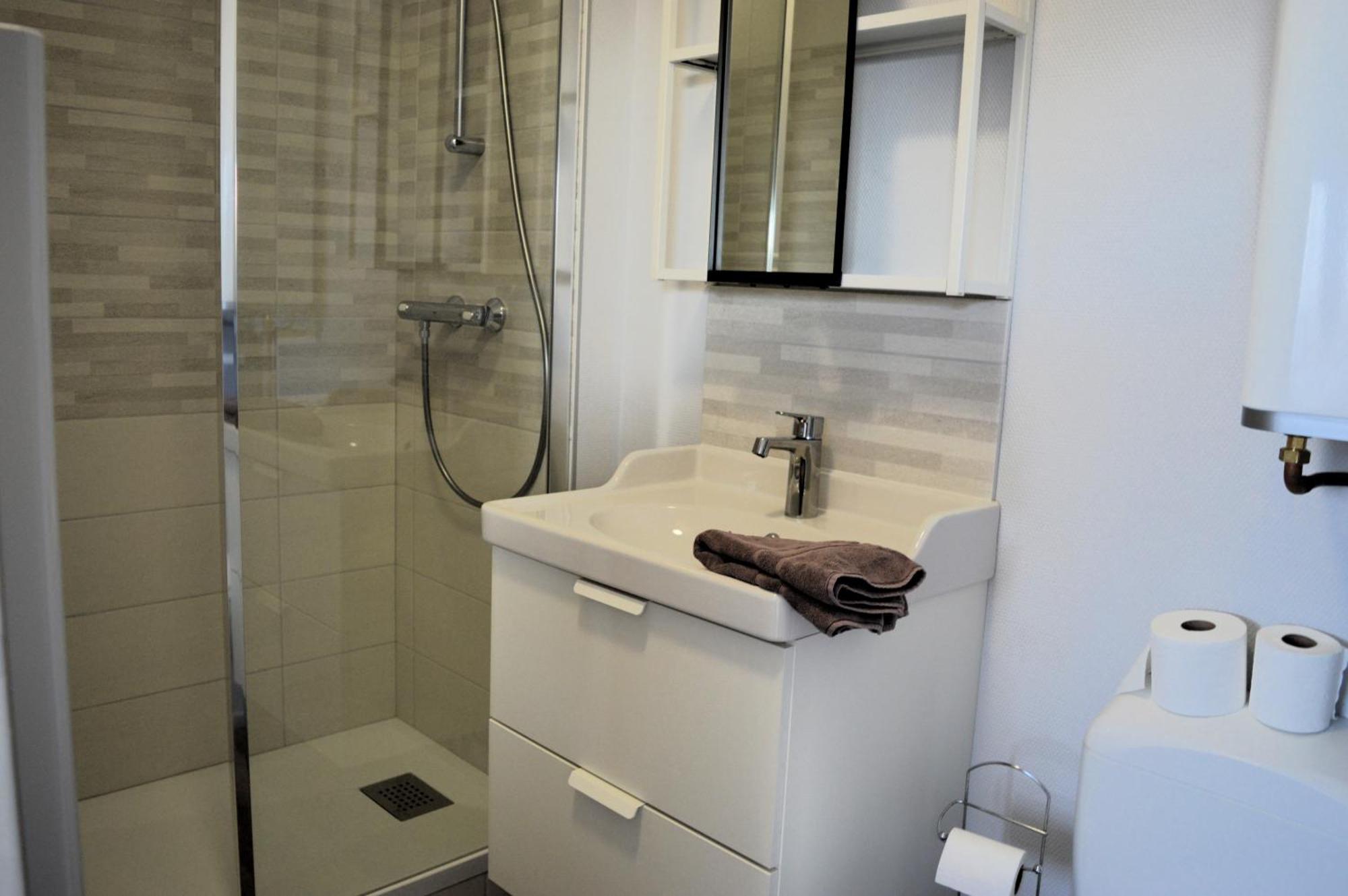 Appartement Au Pied De La Plage - Balcon - Parking Courseulles-sur-Mer Luaran gambar